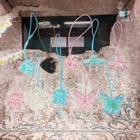 En gros, Patchs appliqués en feutre 3D, motifs fleurs et papillons perlés, à coller, avec broderie de cristaux, accessoires de décoration DIY pour chapeaux et tissus