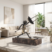 Statue de gladiateur abstraite en fer et marbre, bronze foncé, faite à la main, artisanat de luxe moderne, guerrier avec lance et bouclier, accessoires pour la maison, vente en gros