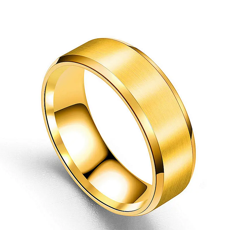 316L ช่องว่างแหวนโลหะล่าสุดชุบทองแหวนนิ้วออกแบบแฟชั่นที่เรียบง่ายไทเทเนียมแต่งงานสแตนเลสแหวนผู้ชาย