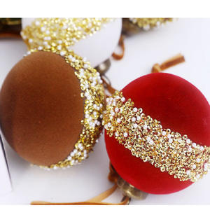Boule de Noël en plastique rouge avec pompon, 8 cm, 12 pièces, décorations de Noël peintes à la main, paillettes floquées, perles - Product Image 4