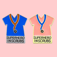 Échantillon gratuit personnalisé métal stéthoscope médical broches broches Badges pour médecin infirmière dentiste bijoux émail vestes collier broche