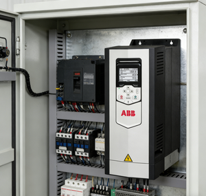 อินเวอร์เตอร์ ABB รุ่น ACS880 ACS880-01-03A3-3 ACS880-01-03A0-5 3A 3.3A AC380-415V AC380-500V 1.1kW ของแท้ - Product Image 2