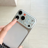 Protection d'objectif tout-en-un en verre trempé scintillant à motif dessin animé d'hiver pour appareil photo mobile Apple iPhone 17 Pro Max