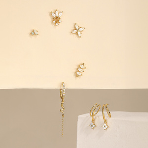 Pendientes de Ópalo con Diseño Moderno CANNER, Pendientes de Plata de Ley 925 con Forma de Gota de Agua - Product Image 3