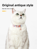 Collier pour animaux de compagnie en polyester de luxe moderne en gros, boucle de sécurité anti-étouffement, rivet, accessoires personnalisables avec étiquette de cloche pour chats