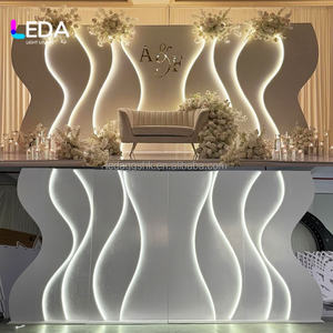 Arco en Forma de S para Decoración de Escenarios Personalizados LEDA, Fondo de Acrílico Blanco con Soporte y Flores para Bodas y Eventos - Product Image 6