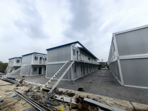 Contenedor fácil de montar de 40 pies y 2 dormitorios, casas prefabricadas de paquete plano en <span class=keywords><strong>Bulgaria</strong></span> para uso de oficina o apartamento - Product Image 4