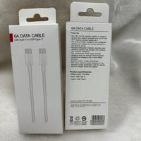 Emballage personnalisé avec impression de logo pour câble de charge rapide, boîtes en papier pour la charge de téléphones portables avec trou de suspension