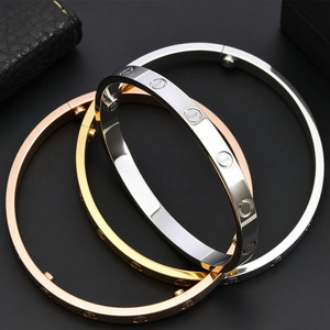 Luxury Stainless Steel Gold Plated Heart-Shaped Love Bangle Fashional Clasp Switch Zircon Charm <b>Bracelet</b> <b>Fashion</b> <b>Cuff</b> <b>Bracelets</b> - Product Image 4