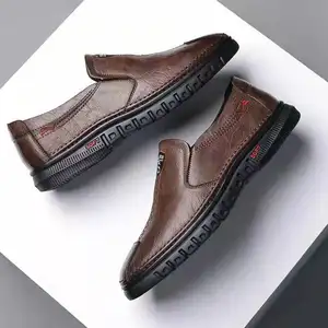 Sapatos de couro de alta qualidade 2022 made in china business casual PU couro preto tênis sapatos casuais mocassim para homens