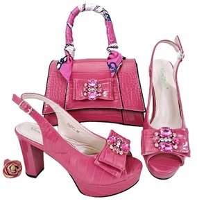 Scarpe 2024 <span class=keywords><strong>Chic</strong></span> e set di borse con tacco alto con plateau che abbinano borsa di alta qualità per signora - Product Image 1