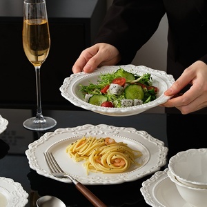Vintage stijl geëmbosseerd keramisch servies met crèmekleurige porseleinen borden, Westerse stijl geëmbosseerd keramisch servies - Product Image 3