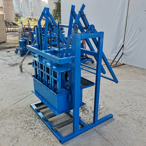 Machine de fabrication de briques manuelle à emboîtement de boue d'argile personnalisée moule à briques Machine de fabrication de briques creuses de type hydraulique - Product Image 1