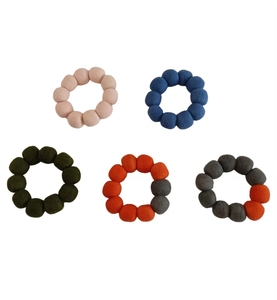 2cm 10pcs Boule Diy <span class=keywords><strong>Laine</strong></span> Feutre Mini Guirlande Boule Ronde <span class=keywords><strong>Couronne</strong></span> pour Noël Fête Vacances - Product Image 3