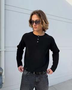 เสื้อยืดแขนยาวทรงบ็อกซี่ผ้าวาฟเฟิลเนื้อหนา 400 กรัม สำหรับผู้ชาย เสื้อยืดแขนยาวผ้าวาฟเฟิลแบบเรียบ - Product Image 5