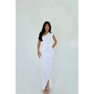 Vestido de Gala Blanco Eldoris con Cintura Imperio de Crochet, Mangas Cortas, Cuello Alto, Lentejuelas y Pedrería para Baile de Graduación o Banquete, Talla XS - Product Image 3