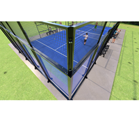 Terrain de padel moderne avec piliers en verre architectural, vue panoramique 360°, Phuoc Thinh, équipement de paddle-tennis, export B2B