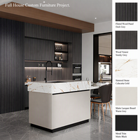 Meubles de cuisine sur mesure Lesso Home, armoires de cuisine modernes ouvertes, armoires de cuisine de luxe en bois avec îlot de salle à manger