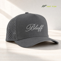 Casquette de baseball en nylon à 5 panneaux personnalisée en gros, perforée au laser, légère, séchage rapide, pour le camping en plein air