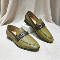 Chaussures en cuir décontractées pour hommes, mocassins en cuir véritable avec fermoir, faits à la main, pour affaires et occasions décontractées, chaussures à enfiler haut de gamme