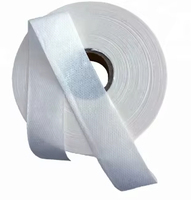 Fabricant chinois de papier Airlaid Papier soufflé Rouleau jumbo Serviette hygiénique Matière première Papier Airlaid sans poussière Serviette hygiénique