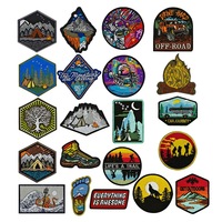 Badge brodé personnalisé pour camping en plein air, à thermocoller, tactique, avec auto-agrippant, pour vêtements de randonnée, sacs et projets DIY - Vente en gros