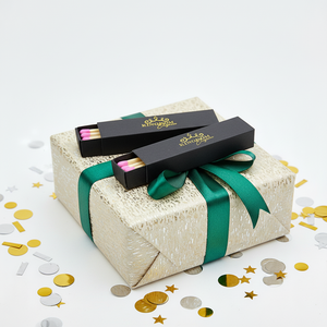 Scatola Personalizzata di Fiammiferi Lunghi Neri con Stampa in Lamina d'Oro Riciclabile e Design Moderno - Product Image 3
