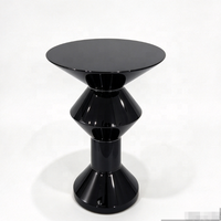 Table de bar haute moderne tout en acier inoxydable noir avec base spirale et plateau rond pour événements de mariage