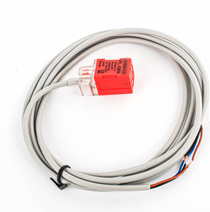 Sensor de Proximidad Inductivo Cuadrado PL-05N NPN NO 5mm 10-30VDC Carcasa de Plástico ABS - Product Image 3