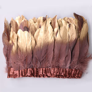 Garniture de franges de plumes à motif teint personnalisé-Plumes <span class=keywords><strong>d</strong></span>'<span class=keywords><strong>oie</strong></span> en <span class=keywords><strong>or</strong></span> blanc pour la <span class=keywords><strong>d</strong></span>écoration de costumes, <span class=keywords><strong>l</strong></span>'artisanat de couture - Product Image 5