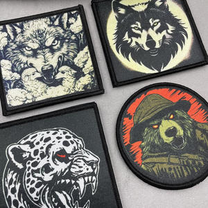 Parches de tela rectangulares con estampado de tigre, lobo y leopardo de la marca YYQN, con gancho y bucle, lentejuelas, fieltro y resina para prendas tácticas de exterior y bolsos. - Product Image 2