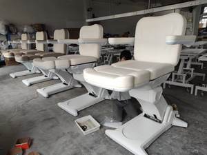 Table de massage électrique Hochey à 4 moteurs avec revêtement en cuir PU, pliable et portable pour salon, spa, usage commercial - Product Image 4