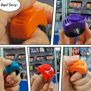 Tragbarer Fingerring-Klicker im Neuen Stil in Verschiedenen Farben für das Training von Hunden und Pferden zum Stoppen des Bellens - Product Image 4