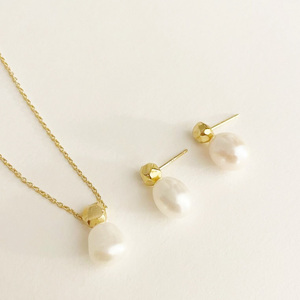 Bộ trang sức bạc 925 Sterling phối ngọc trai nước ngọt, mạ vàng, kiểu dáng hình học cổ điển, sang trọng, phong cách cổ xưa. - Product Image 1