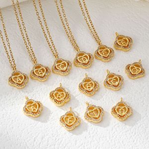 Collar con Colgante de Corazón de Trébol Personalizado con 26 Letras, Chapado en Oro de 18K, Circonita Cúbica, Joyería con Iniciales, Collares de Moda - Product Image 1
