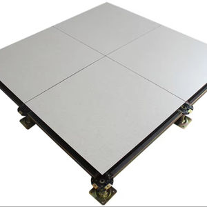 Легкоочищаемый антистатический подъемный пол из сульфата кальция для премиальных центров обработки данных и лабораторий - Product Image 1