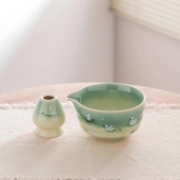 Ensemble de bols matcha cygne peints à la main: Kit chawan en céramique vert dégradé