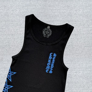 <span class=keywords><strong>Abito</strong></span> <span class=keywords><strong>Canotta</strong></span> Estivo in Maglia a Costine con Stampa a Cinque Stelle, Vestibilità Slim, Stile Streetwear, Collezione Chrome 25SS - Product Image 2