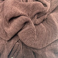 100% polyester 3D texturé plis plissés tissu tissé en relief pour vêtement femme