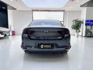 Se Aceptan Pedidos Personalizados: <span class=keywords><strong>Mazda</strong></span> 3 <span class=keywords><strong>2023</strong></span> 2.0L Automático, Volante a la Izquierda, Asientos de Cuero, Neumáticos R18, Interior Oscuro, Color Negro Obsidiana de Calidad - Product Image 3