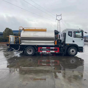 Dongfeng 4*2 12m3 Véhicules neufs et d'occasion Distributeur d'asphalte Véhicules à 6 roues chauffants de distribution de carburant diesel à vendre - Product Image 6