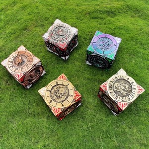 Csuru COC Running gruppo 7-<span class=keywords><strong>in</strong></span>-1 poliedrico a sei lati Spin DND dadi dungeon e draghi realizzati <span class=keywords><strong>in</strong></span> lega di zinco gioco da tavolo <span class=keywords><strong>in</strong></span> metallo - Product Image 6