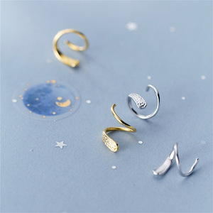 Orecchini a clip da donna in stile coreano, minimalisti, alla moda, eleganti, senza piercing, gioielli di tendenza. - Product Image 3