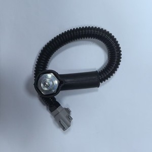 Interruptor de luz de marcha atrás Toyota 84210-BZ110 12V para reemplazo y reparación de automóviles, compatible con el modelo FAW JP 2008 - Product Image 1