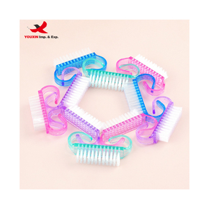 Cepillo de Manicura de Cuerno de Buey Pequeño, Venta al por Mayor de Fábrica a Bajo Precio, Cepillo de Limpieza de Uñas para el Cuidado de las Uñas - Product Image 3