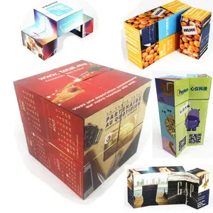 Werbe 9 seiten kalender magnetische faltbare cube ,diy foto puzzle quadrat magic puzzle cube für 2021 jahr