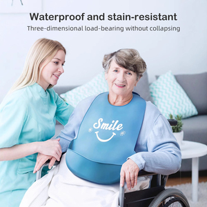 Le plus grand tablier réglable en <span class=keywords><strong>silicone</strong></span> imperméable pour <span class=keywords><strong>adulte</strong></span> <span class=keywords><strong>bavoir</strong></span> lavable pour <span class=keywords><strong>adulte</strong></span> avec attrape-miettes pour personnes âgées - Product Image 4