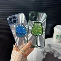 Pour iPhone16/15/14promax plastique colle souple galvanoplastie feuille de paillettes sables mouvants talon haut verre à vin coque de téléphone transparente