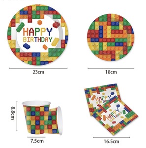 Assiettes jetables biodégradables pour <span class=keywords><strong>anniversaire</strong></span>, ensemble de 9 pièces comprenant un plateau en papier, des gobelets, des serviettes, une nappe et des fournitures - Product Image 5