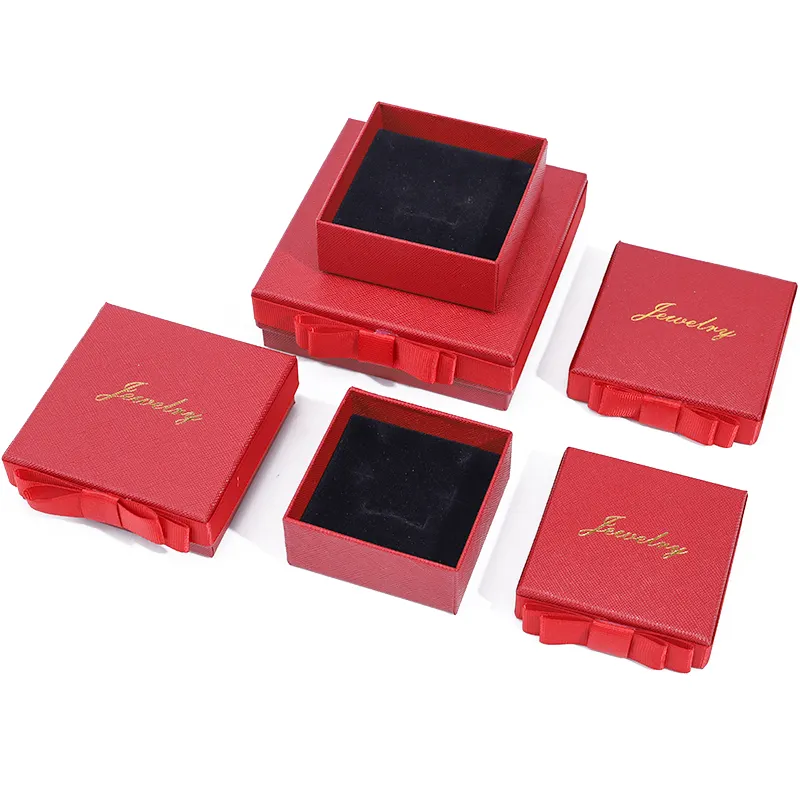 Han Hong großhandel benutzerdefiniertes logo quadratische schmuck-box Papier-schleife Geschenkbox rote Halskette Ohrringe Ring Schmuck-Box